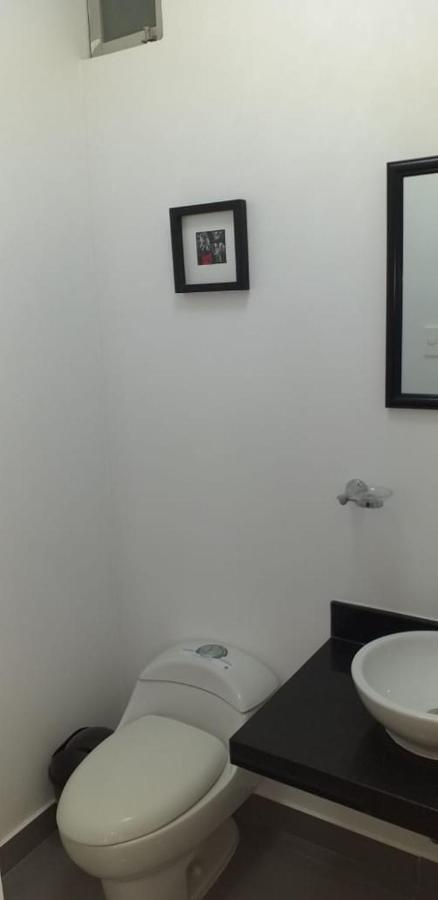 Departamento Tempu - Piuraアパートメント エクステリア 写真